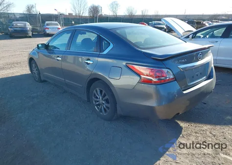 2015 Nissan Altima 2.5 from USA, damaged, VIN 1N4AL3AP7FN373661